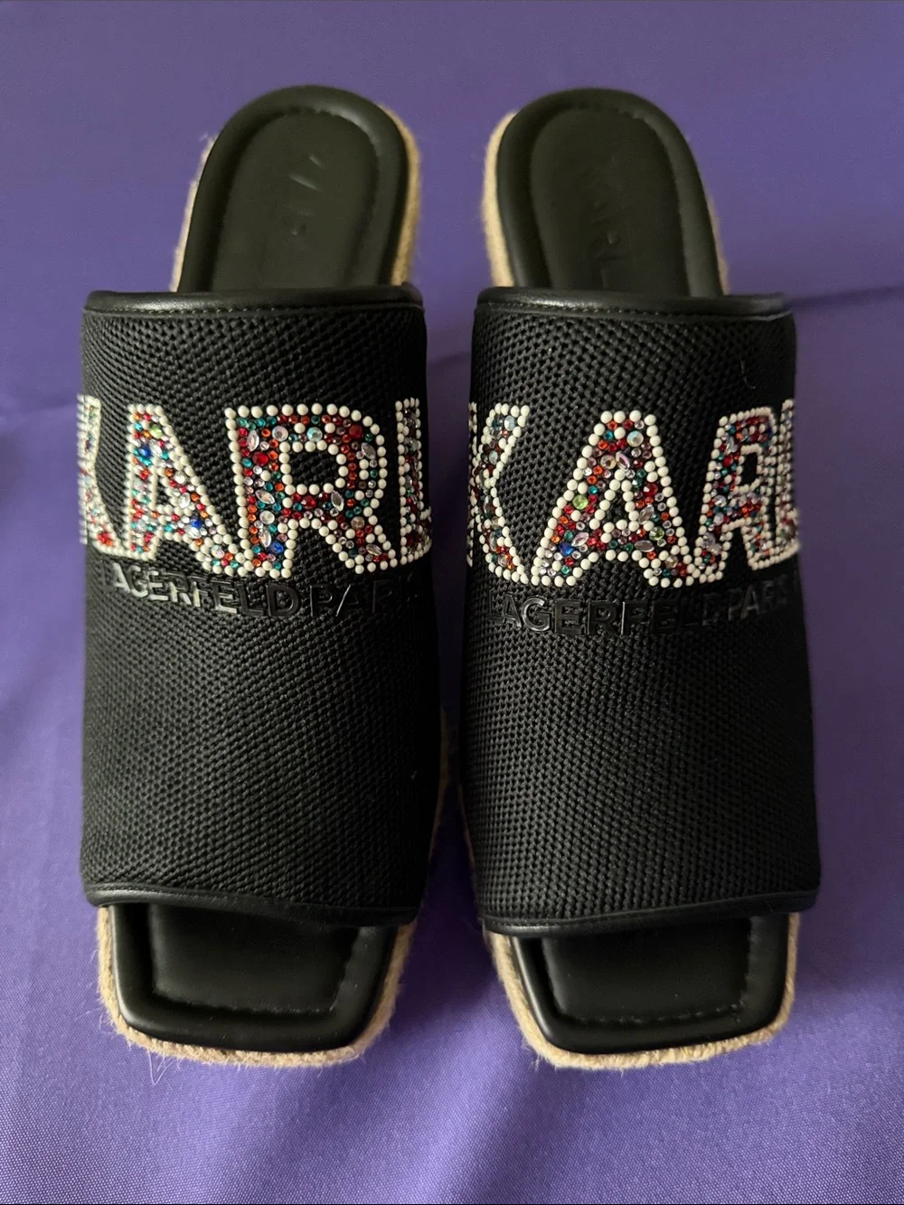 Karl Lagerfeld Paris Carissa Wedge Sandals  Black multi color Rhinestones Sz 8.5